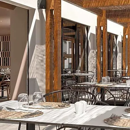 Hotel Ella Helea 5*