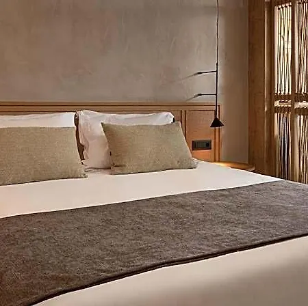 Hotel Ella Helea