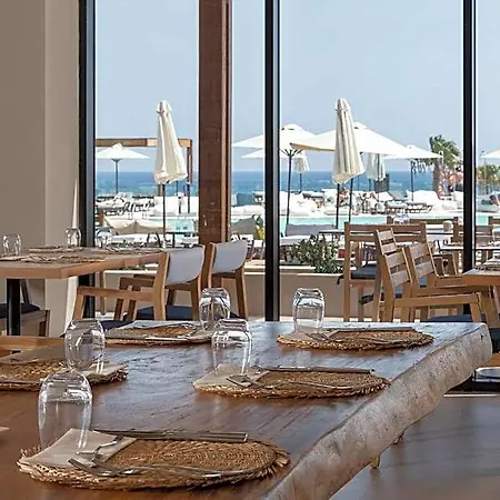 Hotel Ella Helea 5*